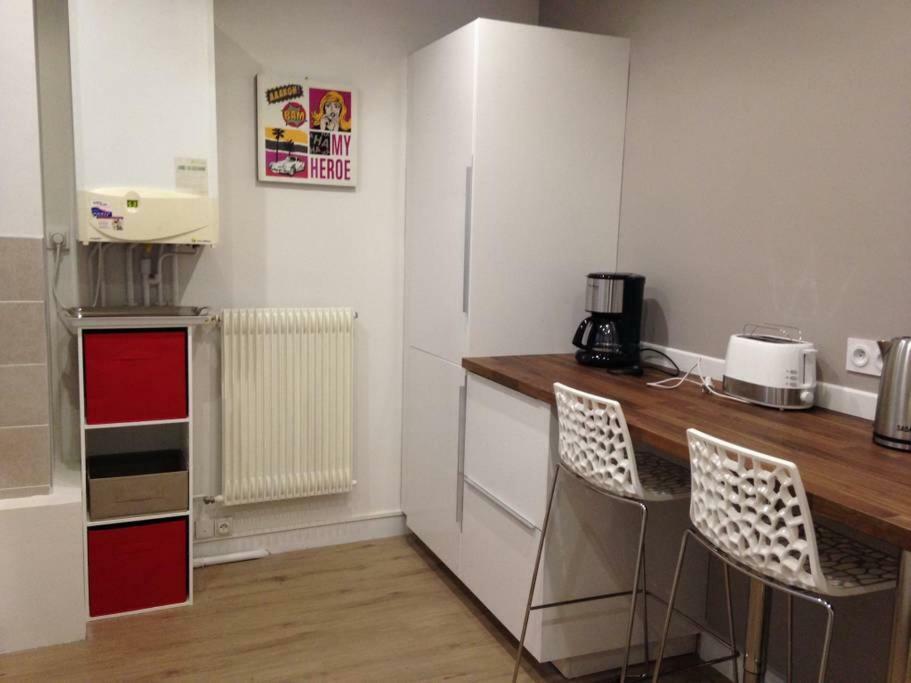 Loire Velo 3 Appartements Moderne Velo Parking 20 Places Velos Centre Ville Historique בלואה מראה חיצוני תמונה